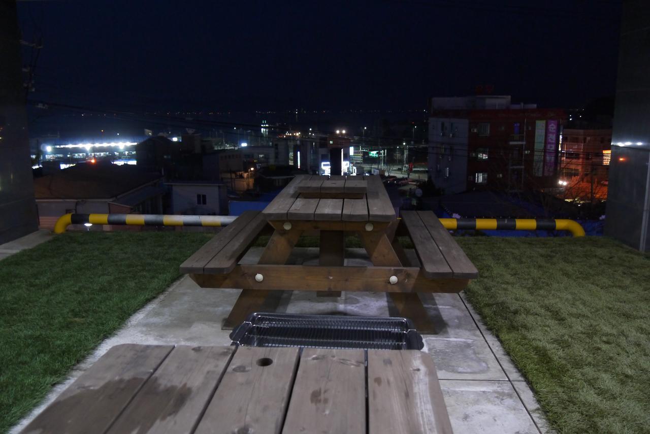 Zenith Hotel Poljong Kültér fotó